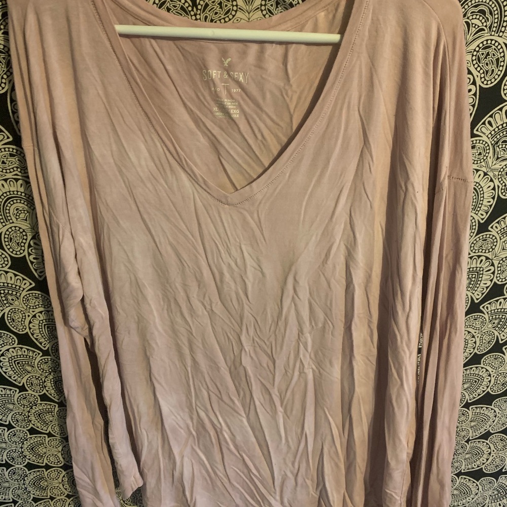 ⭐️ 2 for $15 or 3 for $20⭐️ AE soft&sexy tee